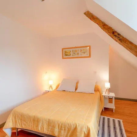 Apartament Tete Pres De Lourdes *