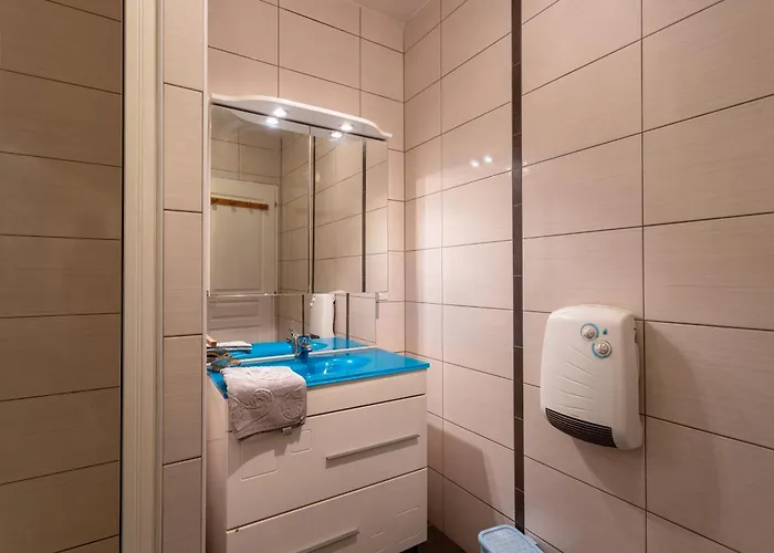 Tete Pres De Lourdes Апартаменты